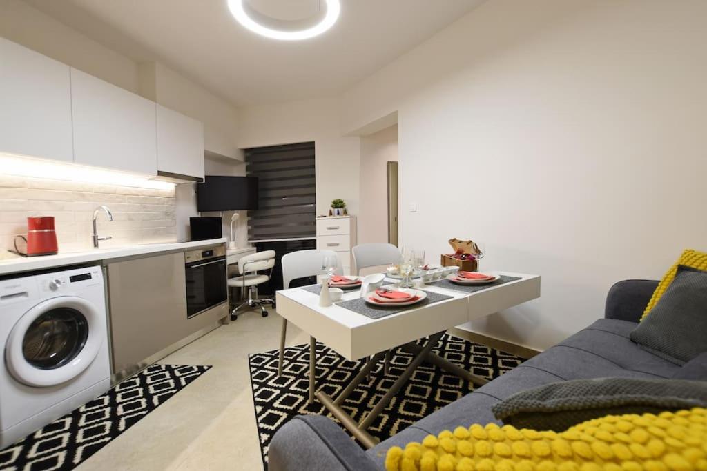 Uni Cozy City Apartment Rhodes City Extérieur photo
